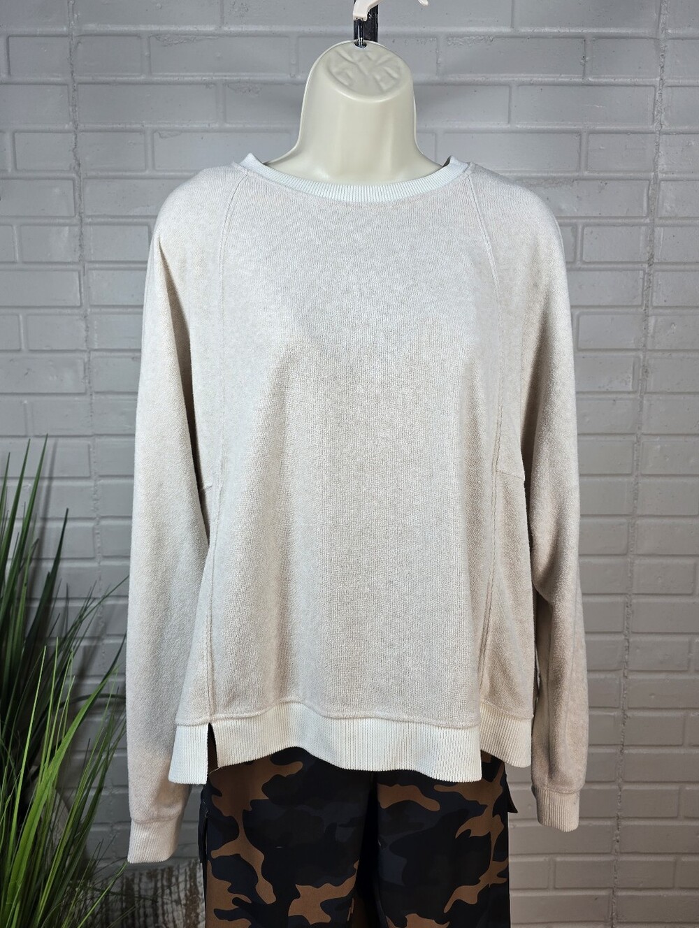 New In Cream Textures Oversized Sweater Medium